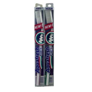 Aquafresh Flex Toothbrush Germany Hard Case TV Movie Prop Lot 2 Vintage 1990